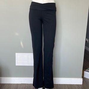 Lululemon size 8 Astro Pants